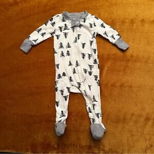 Burt’s Bees Baby Newborn Trees Footie PJs